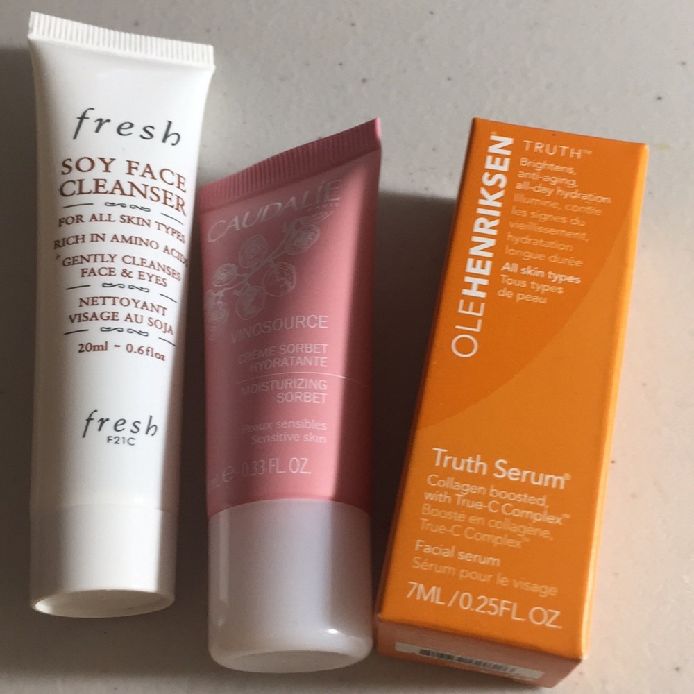 Skincare sample bundle